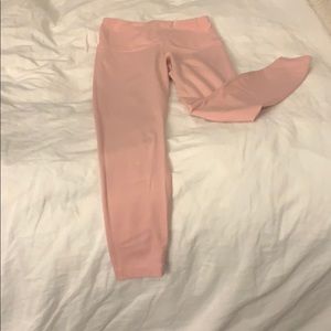 Light pink yoga pants